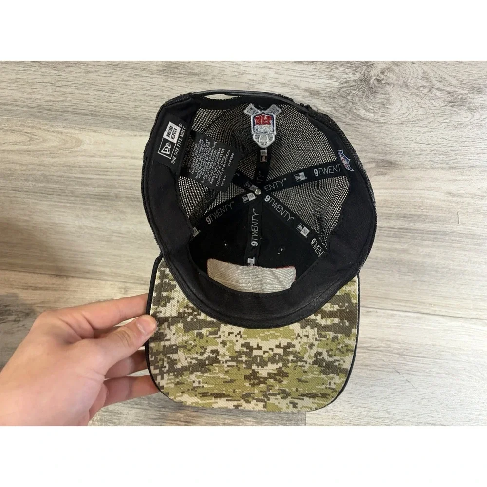 Kansas City Chiefs New Era 2021 Salute‎ To Service Trucker 9TWENTY Strapback Hat